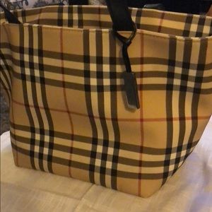 Burberry BUR10496 Nova Check Purse